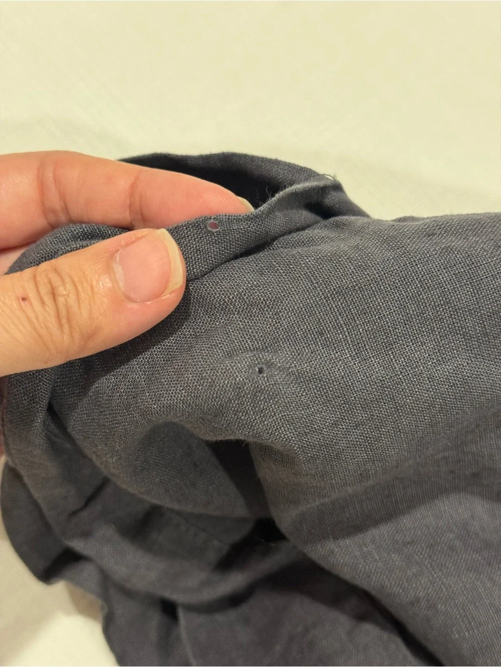 New Quince European Linen Duvet Cover Full/Queen Charcoal MSRP $164 Tiny Defect